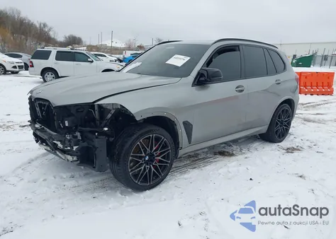 2022 BMW X5 M z USA, uszkodzony, nr VIN 5YMJU0C01N9J33106